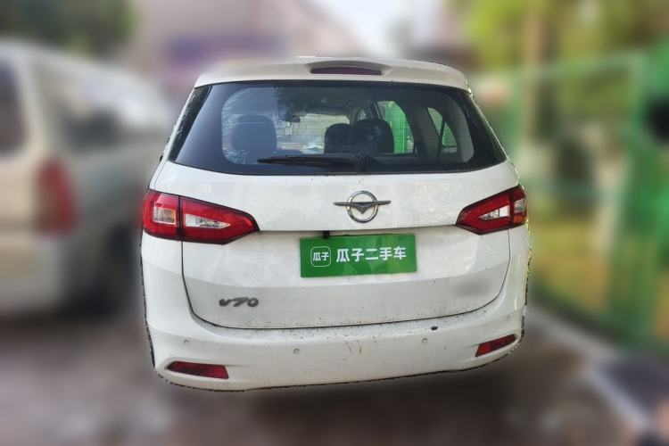 Used Haima V70 2016 2.0L Manual - Enjoyment Version 6 Seats Rear
