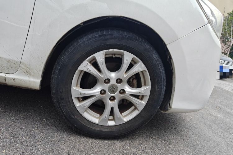 Used Haima V70 2016 1.5T Automatic "Comfort & Enjoyment" 6-Seater Right Front Wheel Hub