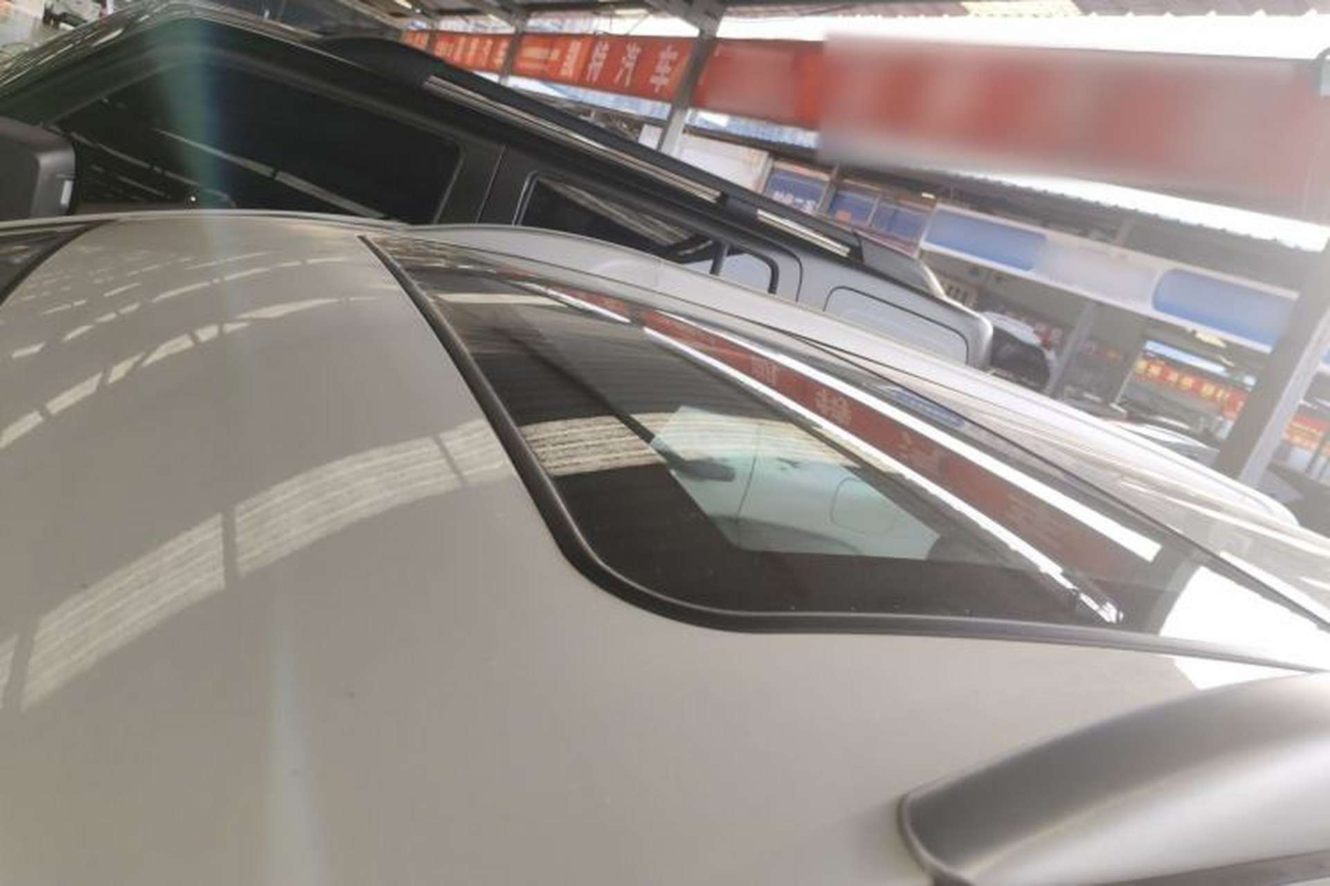 Used Haima V70 2016 2.0L Manual - Comfort Edition 6 Seats Roof