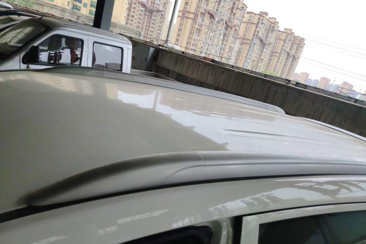 Used Haima V70 2016 2.0L Manual - Comfort Edition 5 Seats Roof