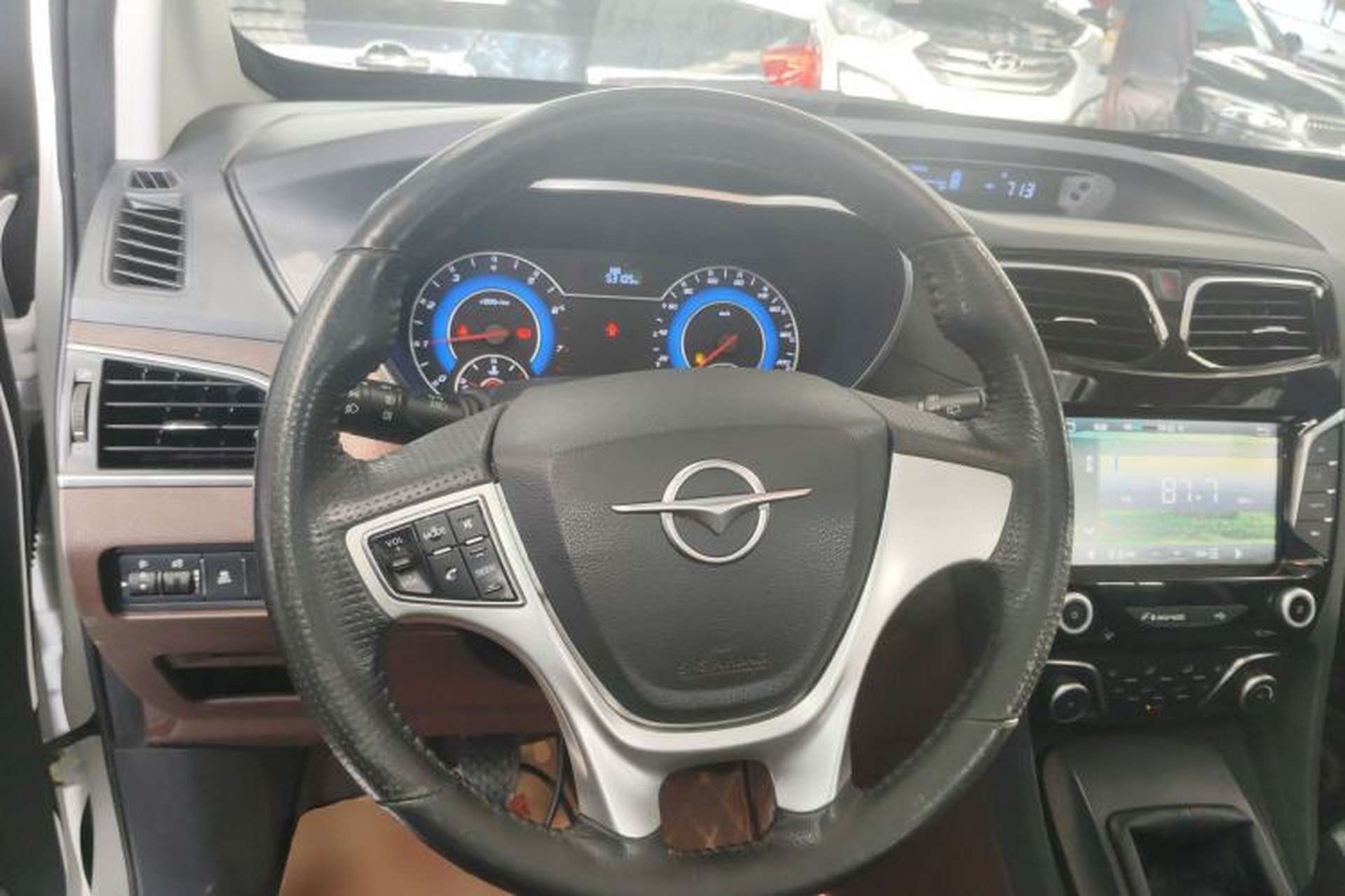 Used Haima V70 2016 2.0L Manual - Comfort Edition 6 Seats Steering Wheel