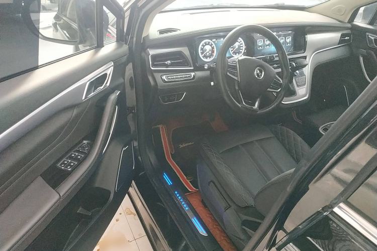 Used Hanteng V7 2019 1.5T Automatic Luxury 7-Seater China VI Standard Driver Seat