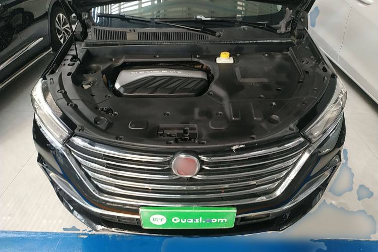 Used Hanteng V7 2019 1.5T Automatic Luxury 7-Seater China VI Standard Engine Bay
