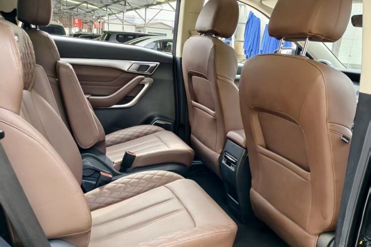 Used Hanteng V7 2019 1.5T Automatic Luxury Edition 6-Seater China V Emission Standard Interior 6