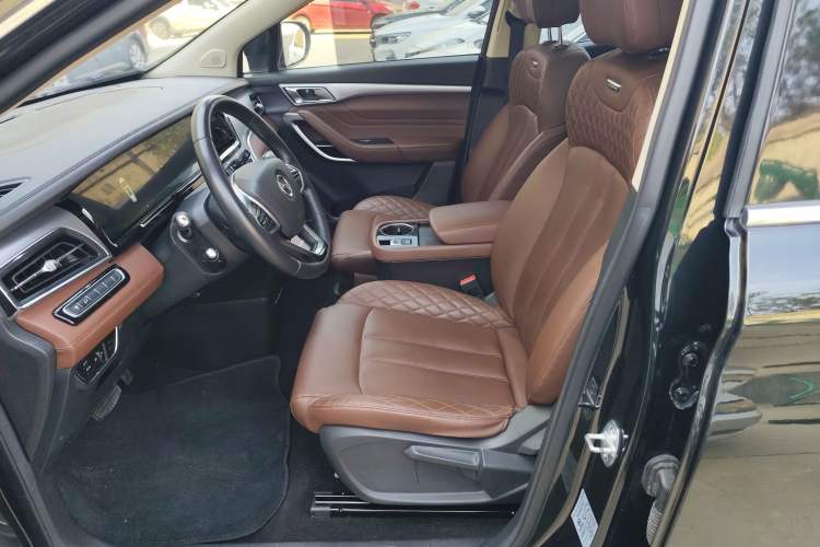 Used Hanteng V7 2019 1.5T Automatic Luxury Edition 6-Seater China V Emission Standard Left Front Seat