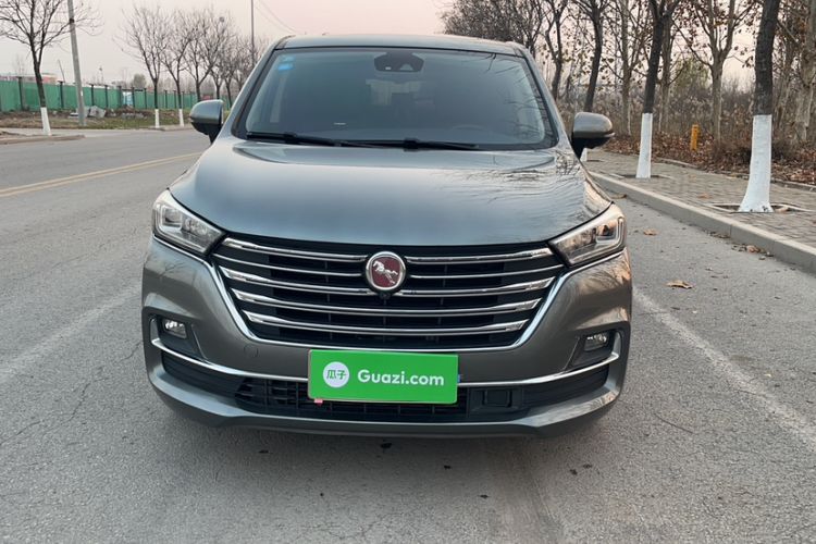 Used Hanteng V7 2019 1.5T Automatic Flagship Model 7 Seats China V Emission Standard Exterior 4