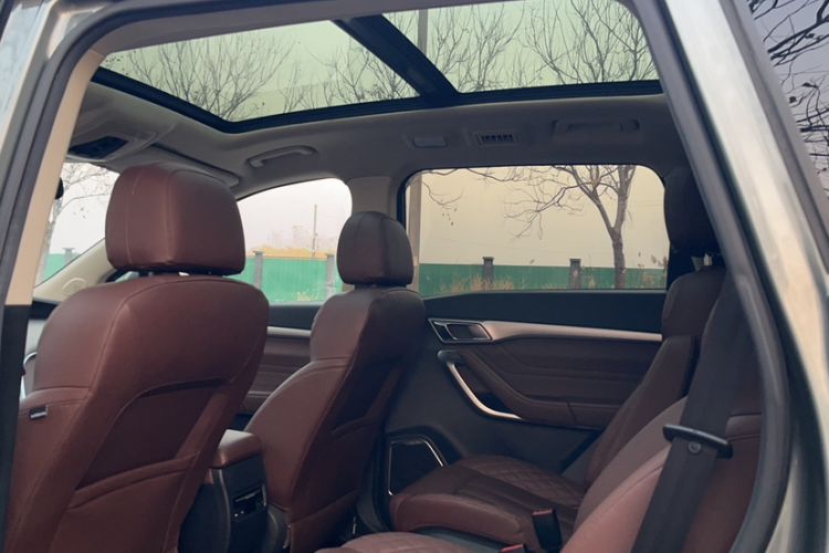 Used Hanteng V7 2019 1.5T Automatic Flagship Model 7 Seats China V Emission Standard Headliner