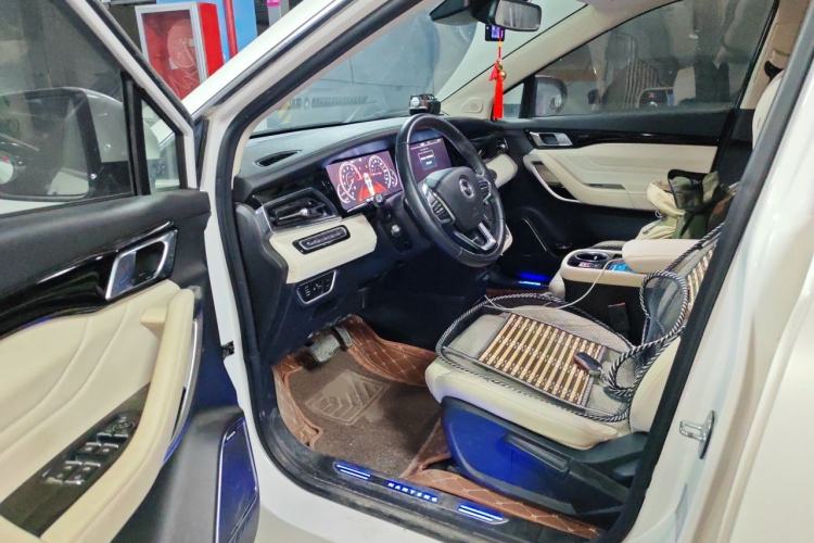 Used Hanteng V7 2019 1.5T Automatic Luxury 7-Seater China V Standard Driver Seat