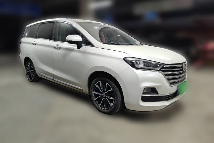 Used Hanteng V7 2019 1.5T Automatic Luxury 7-Seater China V Standard Front Right 45 Deg