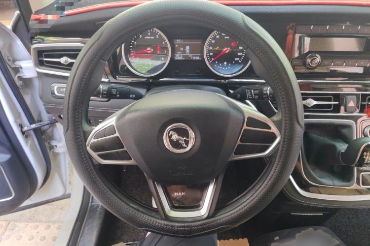 Used Hanteng V7 2019 1.5T Manual Elite Model 7 Seats Emission Standard China V Steering Wheel