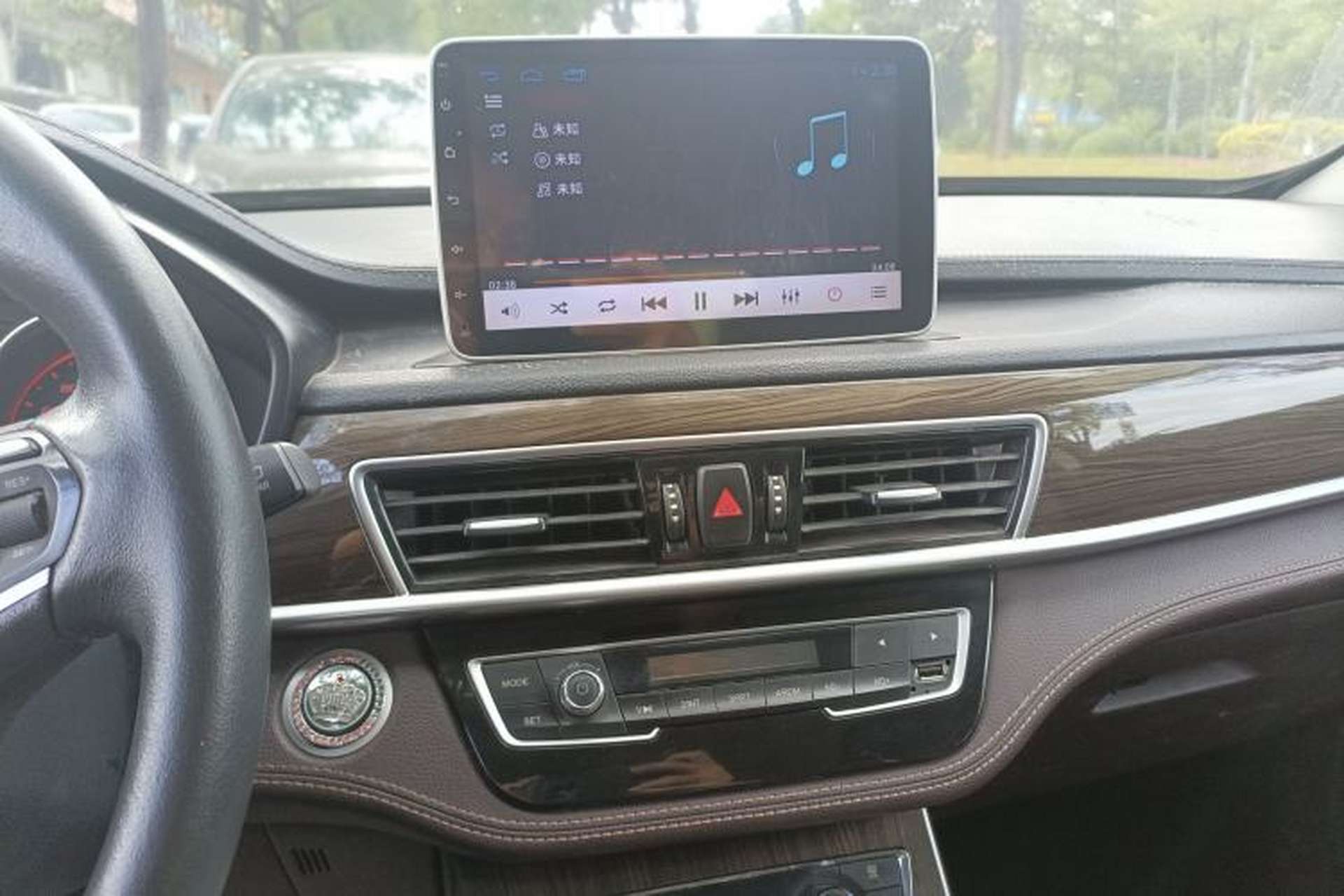 Used Hanteng X5 2018 1.5T CVT Elite Edition Audio And AC Panel