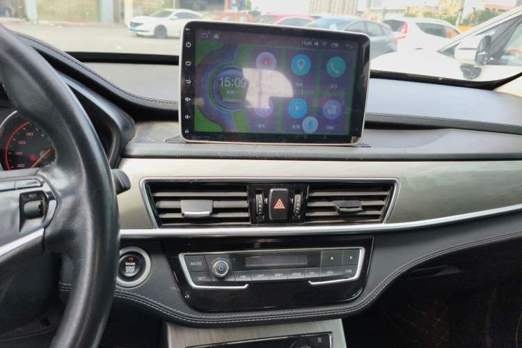 Used Hanteng X5 2018 1.5T CVT Elite Edition Audio And AC Panel