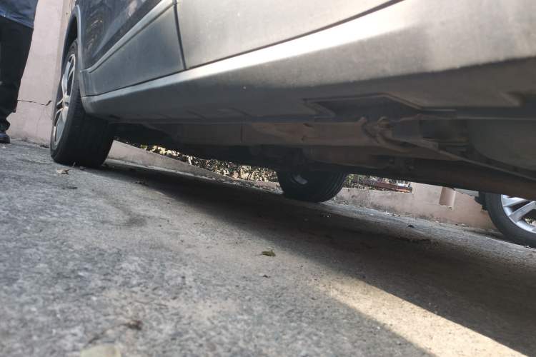 Used Hanteng X5 2018 1.5T Manual Luxury Edition Chassis Rear Left