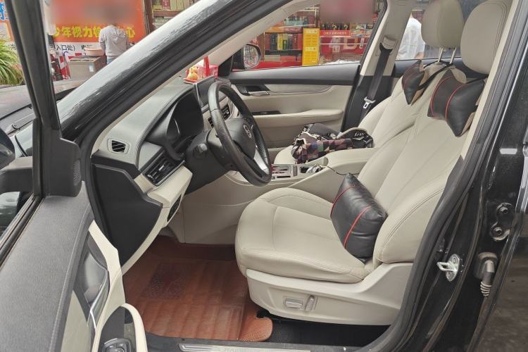 Used Hanteng X5 2018 1.5T CVT New Year Edition Driver Seat