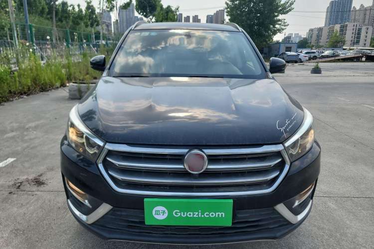 Used Hanteng X5 2018 1.5L Manual Elite Edition Exterior 1