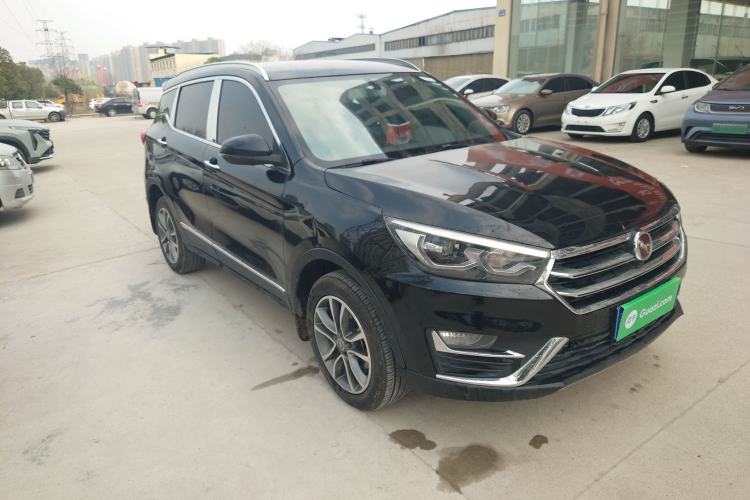Used Hanteng X5 2018 1.5T CVT Elite Edition Front Right 45 Deg