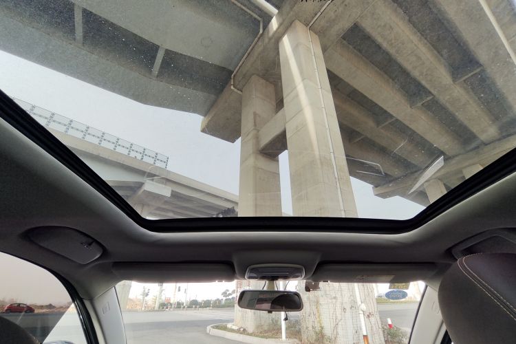 Used Hanteng X5 2018 1.5T CVT Luxury Edition Headliner