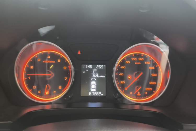 Used Hanteng X5 2018 1.5T CVT Luxury Edition Instrument Cluster