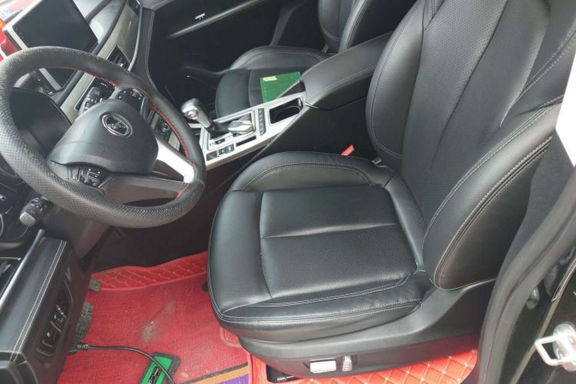 Used Hanteng X5 2018 1.5T CVT Elite Edition Left Front Seat