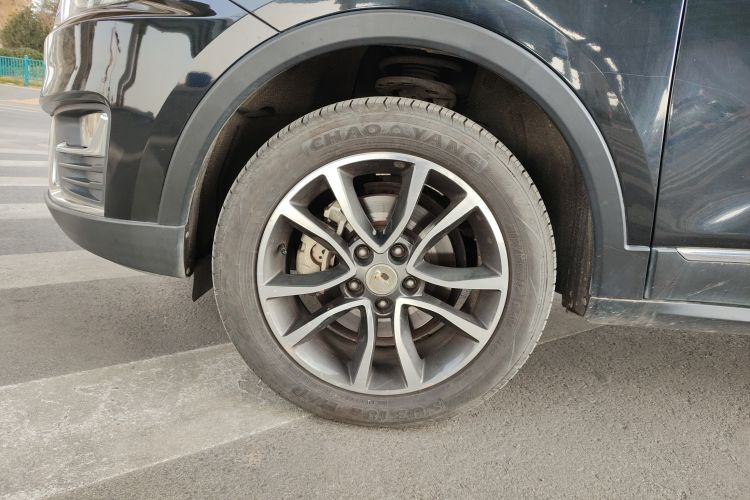 Used Hanteng X5 2018 1.5T CVT Luxury Edition Left Front Wheel Hub