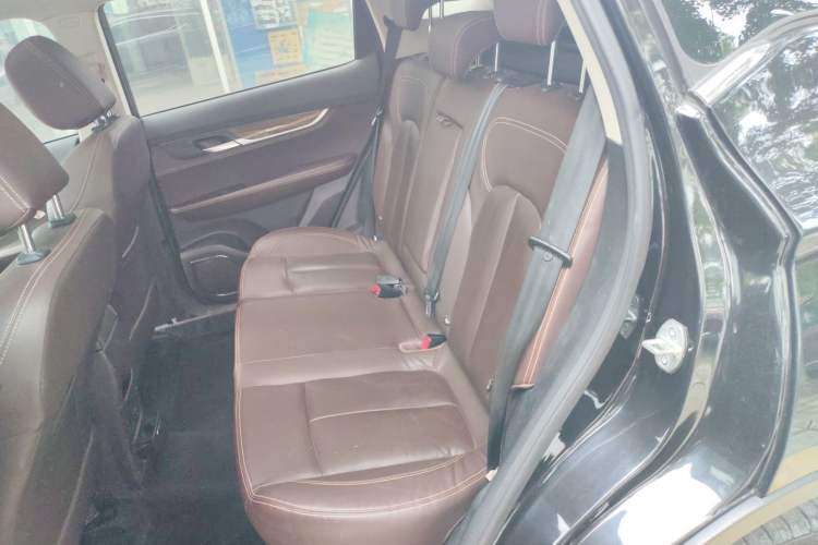 Used Hanteng X5 2018 1.5T CVT Luxury Edition Left Rear Seat