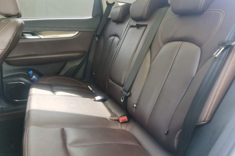 Used Hanteng X5 2018 1.5T CVT Luxury Edition Left Rear Seat