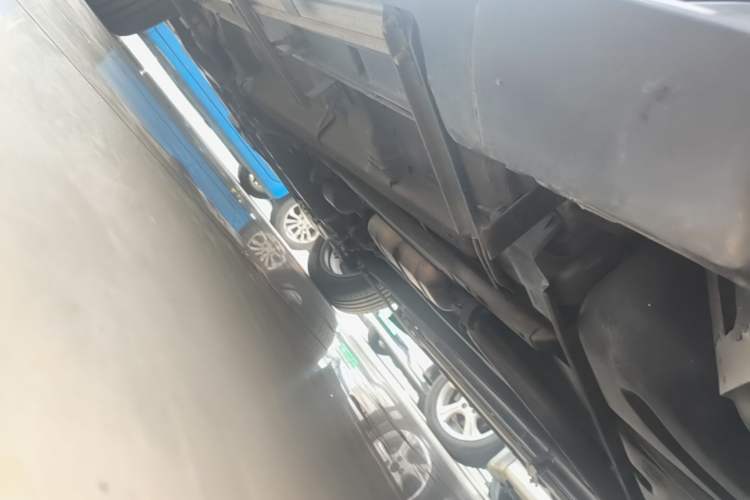 Used Hanteng X5 2018 1.5T CVT Luxury Edition Left Side Sill