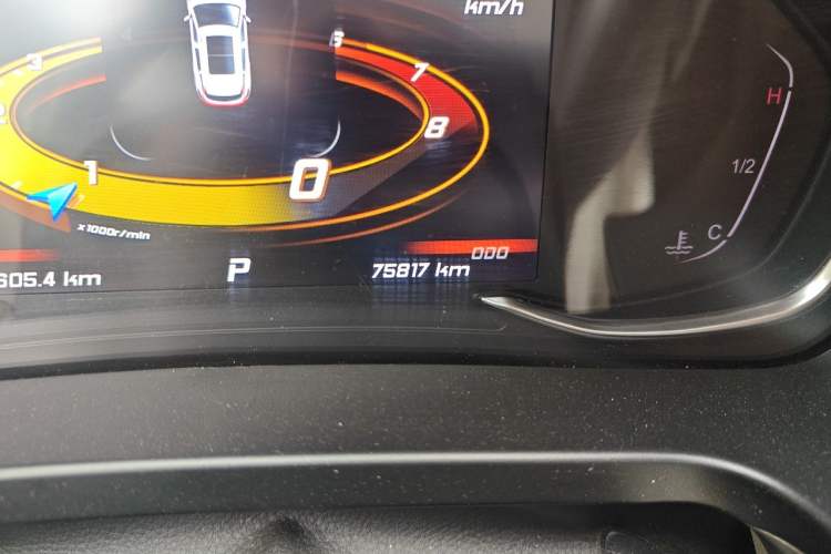 Used Hanteng X5 2018 1.5T CVT New Year Edition Odometer Close Up