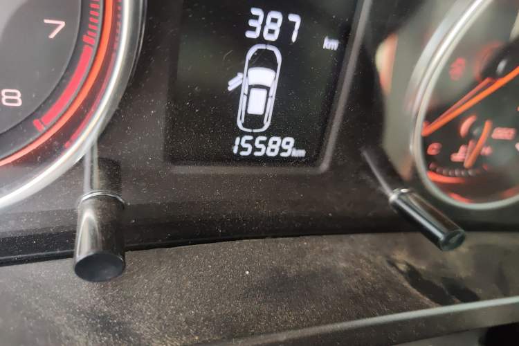 Used Hanteng X5 2018 1.5L Manual Comfort Edition Odometer Close Up