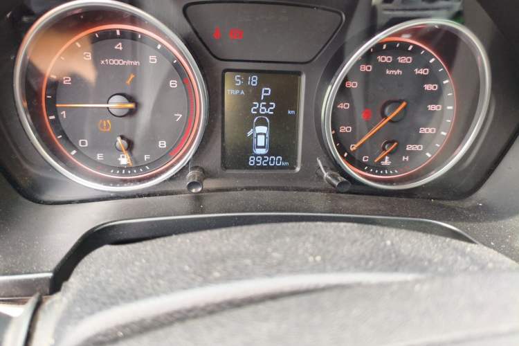 Used Hanteng X5 2018 1.5T CVT Elite Edition Odometer Close Up