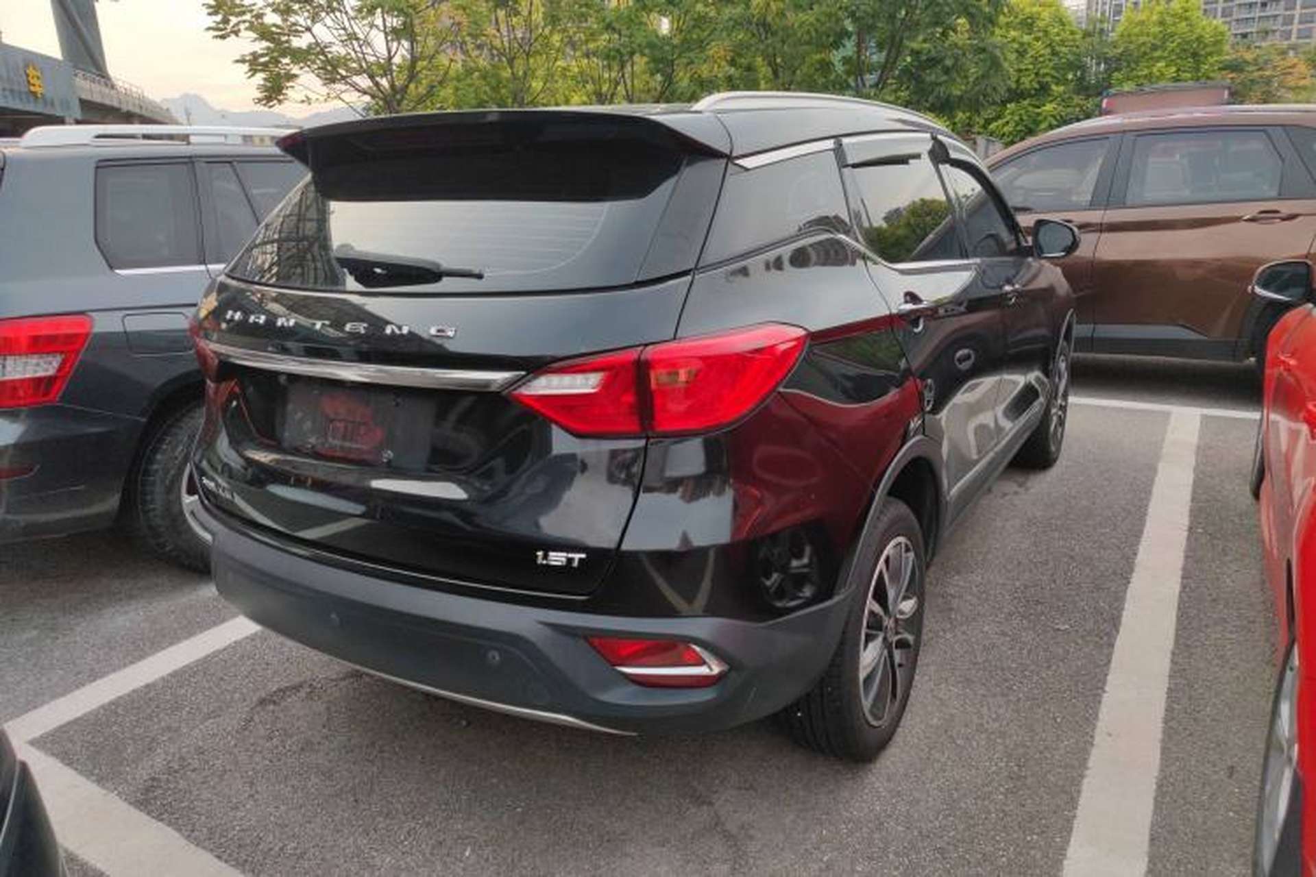 Used Hanteng X5 2018 1.5T CVT Luxury Edition Rear Right 45 Deg