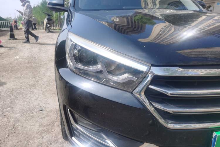Used Hanteng X5 2018 1.5T CVT Luxury Edition Right Front Headlight