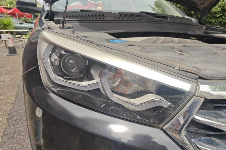 Used Hanteng X5 2018 1.5T CVT New Year Edition Right Front Headlight