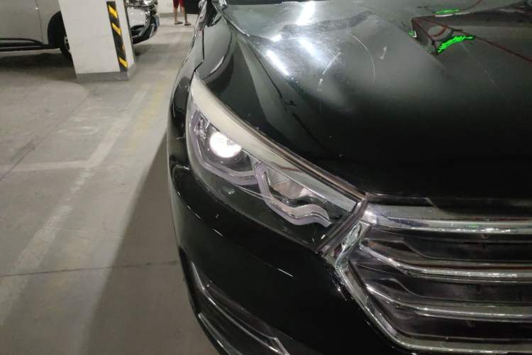 Used Hanteng X5 2018 1.5T CVT Luxury Edition Right Front Headlight