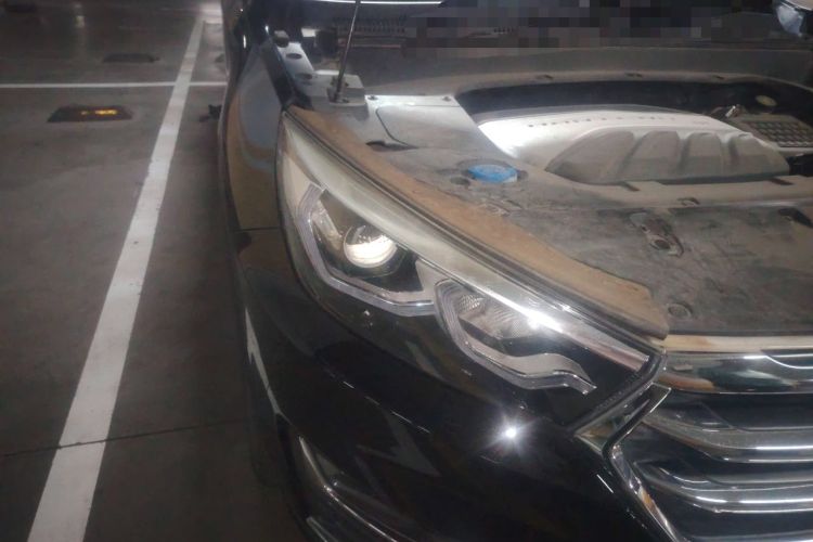 Used Hanteng X5 2018 1.5T CVT Luxury Edition Right Front Headlight
