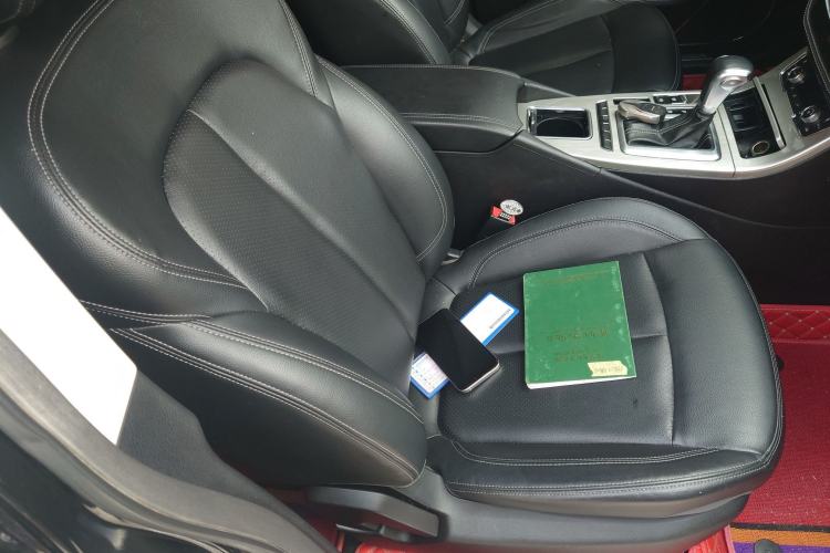Used Hanteng X5 2018 1.5T CVT Elite Edition Right Front Seat