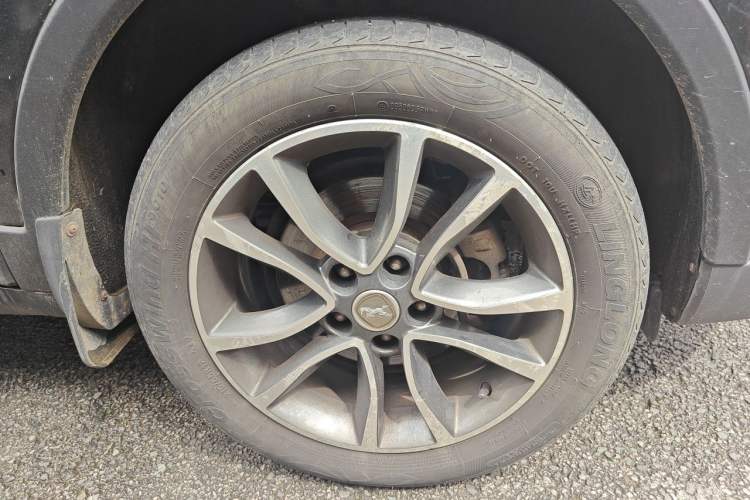 Used Hanteng X5 2018 1.5T CVT New Year Edition Right Front Wheel Hub