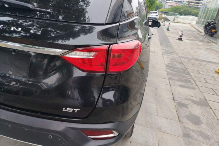 Used Hanteng X5 2018 1.5T CVT Luxury Edition Right Rear Taillight