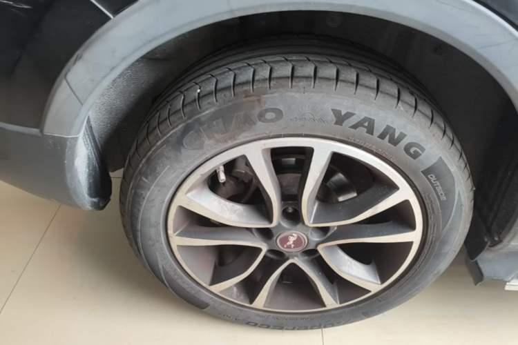 Used Hanteng X5 2018 1.5T CVT Luxury Edition Right Rear Wheel Hub