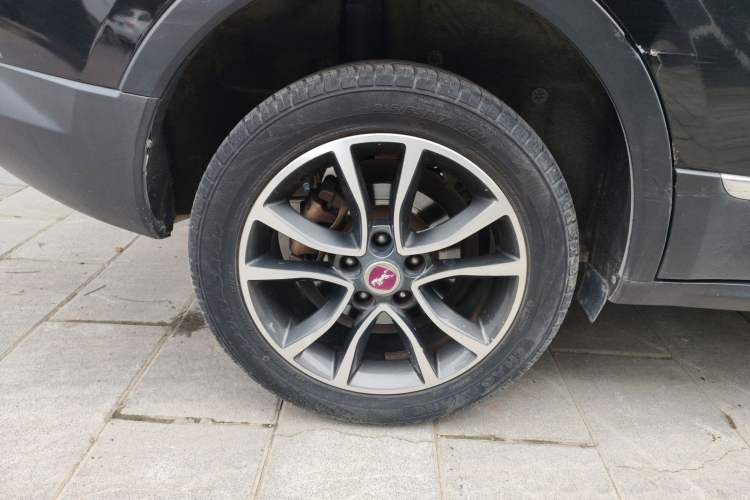 Used Hanteng X5 2018 1.5T CVT Luxury Edition Right Rear Wheel Hub