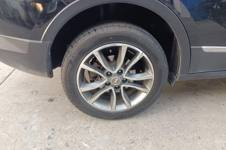 Used Hanteng X5 2018 1.5T CVT Luxury Edition Right Rear Wheel Hub