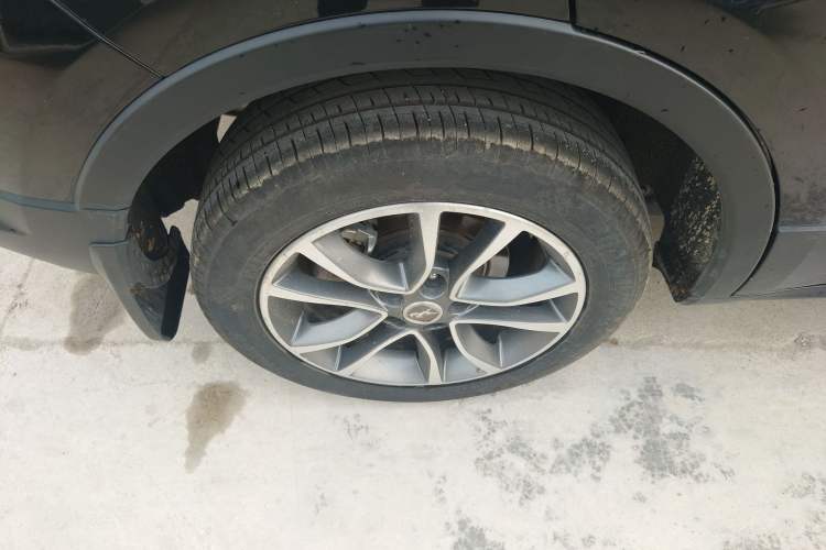 Used Hanteng X5 2018 1.5T CVT Elite Edition Right Rear Wheel Hub