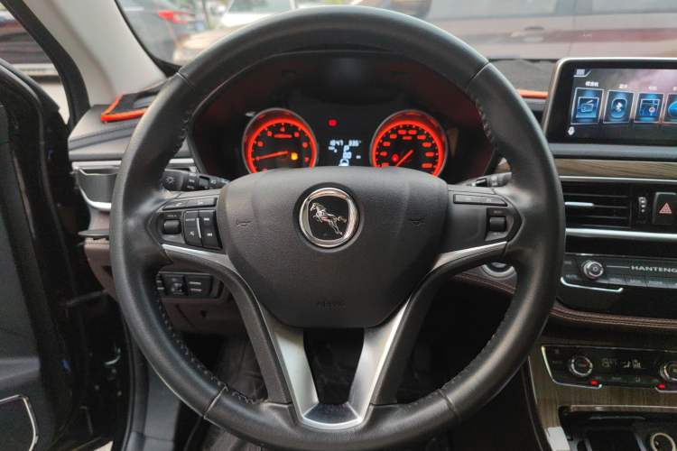 Used Hanteng X5 2018 1.5T CVT Luxury Edition Steering Wheel