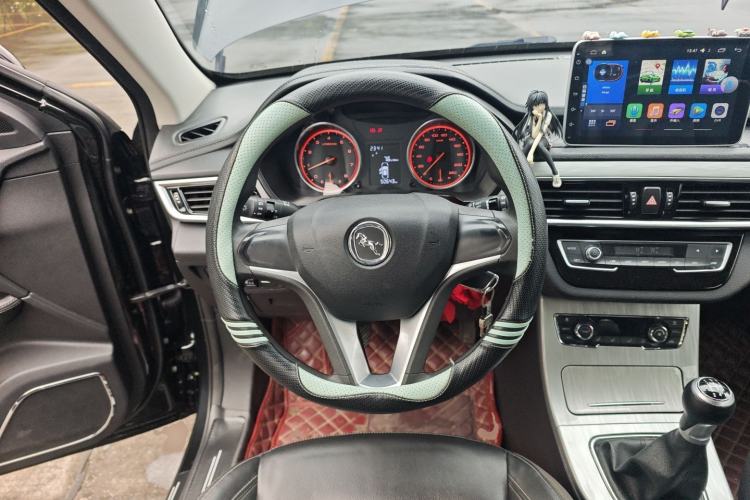 Used Hanteng X5 2018 1.5L Manual Comfort Edition Steering Wheel
