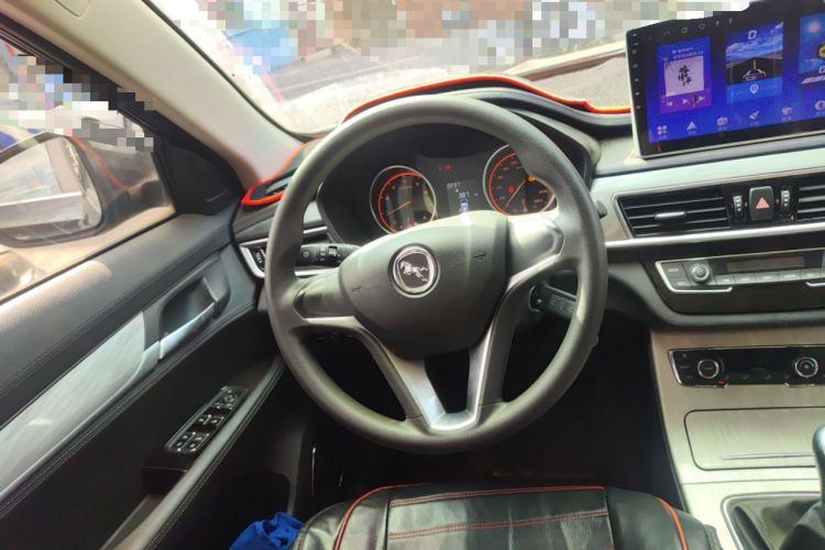 Used Hanteng X5 2018 1.5L Manual Comfort Edition Steering Wheel