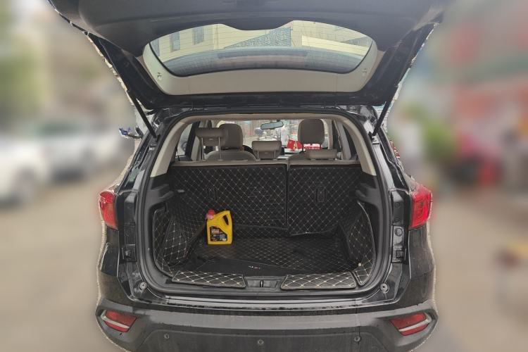 Used Hanteng X5 2018 1.5T CVT New Year Edition Trunk
