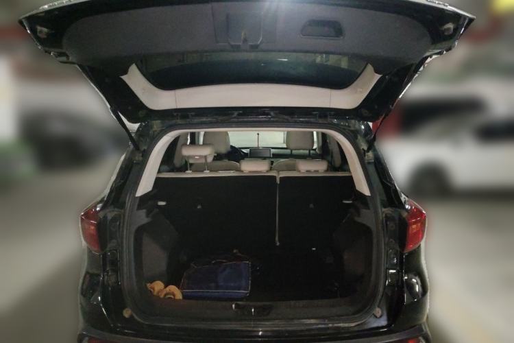 Used Hanteng X5 2018 1.5T CVT Luxury Edition Trunk