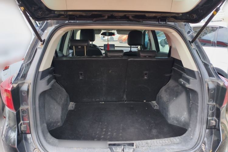 Used Hanteng X5 2018 1.5T CVT Elite Edition Trunk
