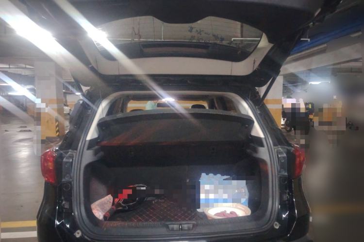 Used Hanteng X5 2018 1.5T CVT Luxury Edition Trunk