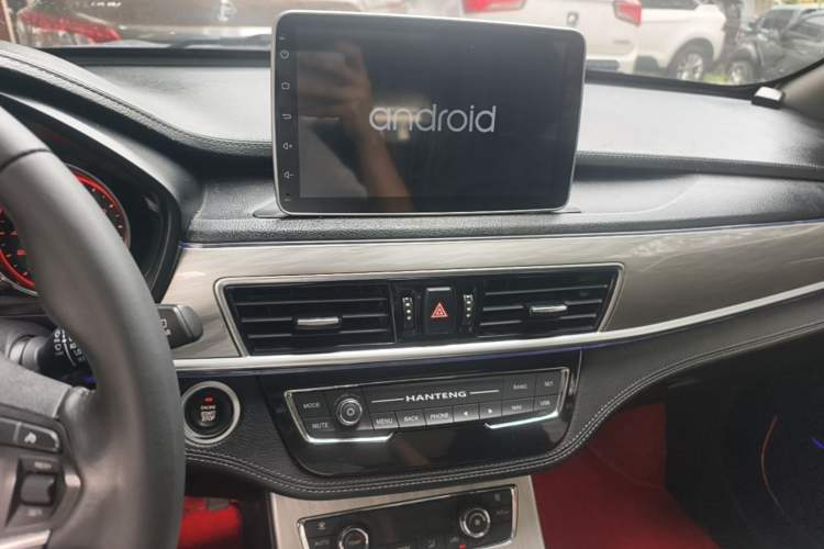 Used Hanteng X5 2018 1.5T Manual Luxury Edition Audio And AC Panel